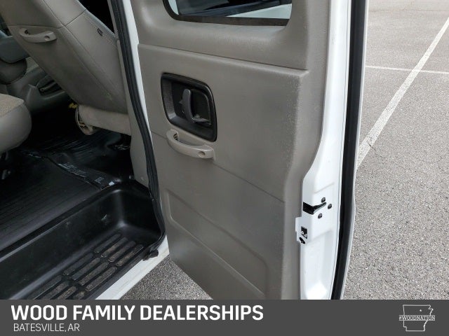2024 Chevrolet Express Passenger RWD 3500 Extended Wheelbase LT