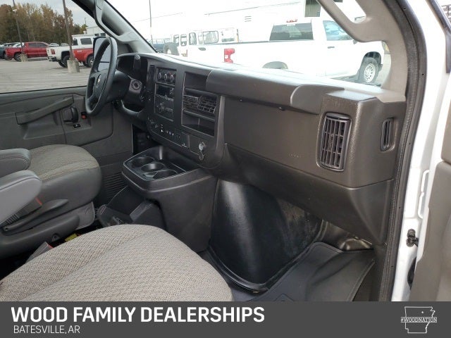 2024 Chevrolet Express Passenger RWD 3500 Extended Wheelbase LT