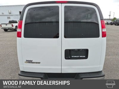 2025 Chevrolet Express Passenger RWD 3500 Extended Wheelbase LT