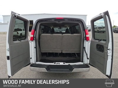2025 Chevrolet Express Passenger RWD 3500 Extended Wheelbase LT