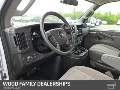 2025 Chevrolet Express Passenger RWD 3500 Extended Wheelbase LT