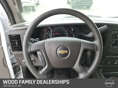 2025 Chevrolet Express Passenger RWD 3500 Extended Wheelbase LT