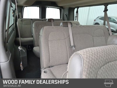 2025 Chevrolet Express Passenger RWD 3500 Extended Wheelbase LT
