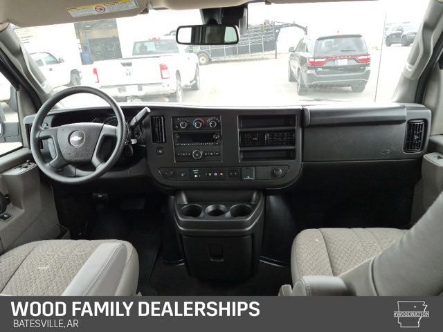 2025 Chevrolet Express Passenger RWD 3500 Extended Wheelbase LT