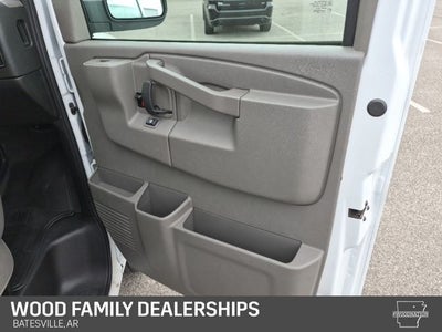 2025 Chevrolet Express Passenger RWD 3500 Extended Wheelbase LT
