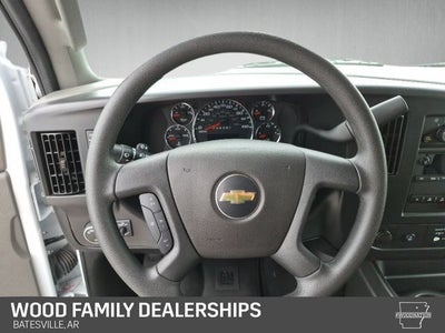 2025 Chevrolet Express Passenger RWD 3500 Extended Wheelbase LT