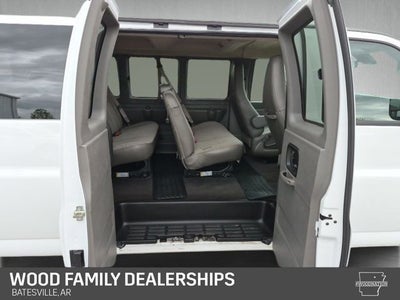 2025 Chevrolet Express Passenger RWD 3500 Extended Wheelbase LT