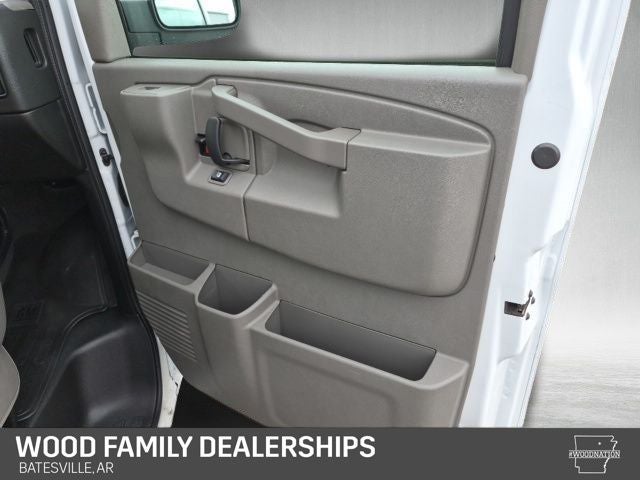 2025 Chevrolet Express Passenger RWD 3500 Extended Wheelbase LT