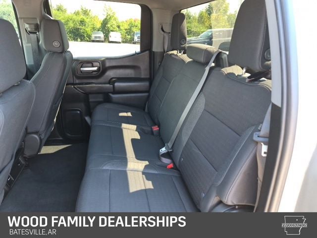 2023 Chevrolet Silverado 1500 4WD Crew Cab Short Bed Custom