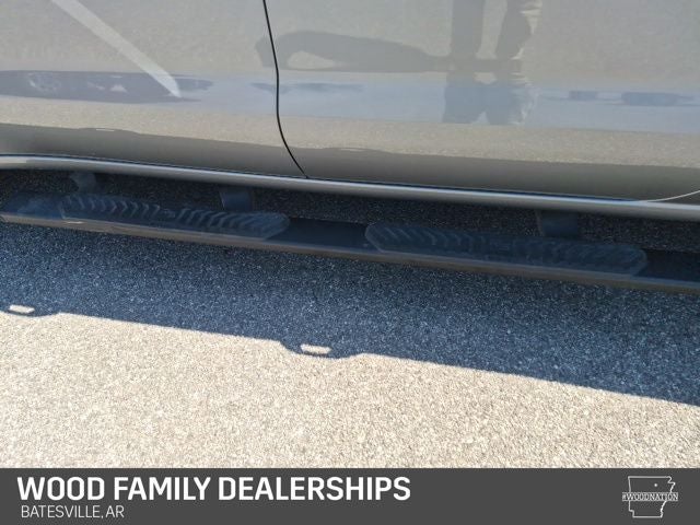 2023 Chevrolet Silverado 1500 4WD Crew Cab Short Bed Custom
