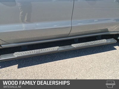 2023 Chevrolet Silverado 1500 4WD Crew Cab Short Bed Custom
