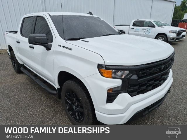 2025 Chevrolet Silverado 1500 4WD Crew Cab Short Bed Custom