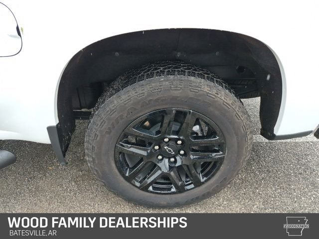 2025 Chevrolet Silverado 1500 4WD Crew Cab Short Bed Custom