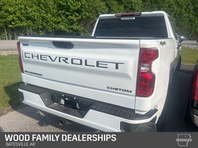 2025 Chevrolet Silverado 1500 4WD Crew Cab Short Bed Custom