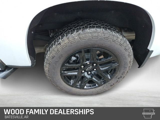 2025 Chevrolet Silverado 1500 4WD Crew Cab Short Bed Custom