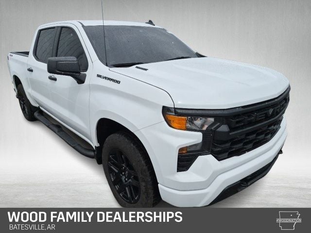 2025 Chevrolet Silverado 1500 4WD Crew Cab Short Bed Custom