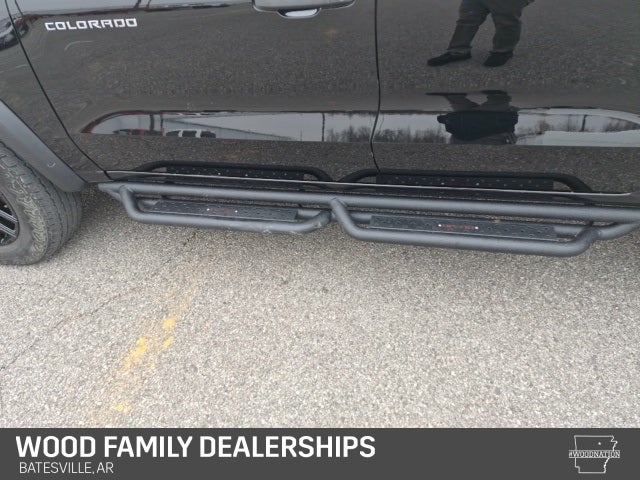 2023 Chevrolet Colorado 4WD Crew Cab Short Box Trail Boss