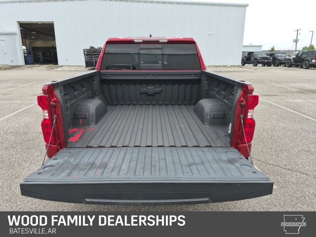 2021 Chevrolet Silverado 1500 4WD Crew Cab Short Bed LT
