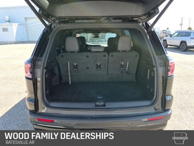 2024 GMC Acadia AWD AT4