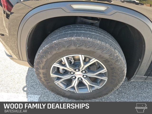 2024 GMC Acadia AWD AT4