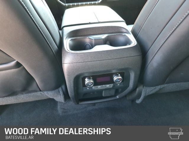 2024 GMC Acadia AWD AT4