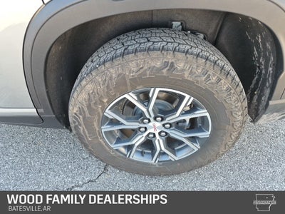 2025 GMC Acadia AWD AT4