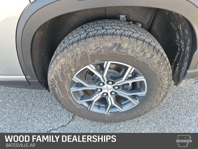 2025 GMC Acadia AWD AT4