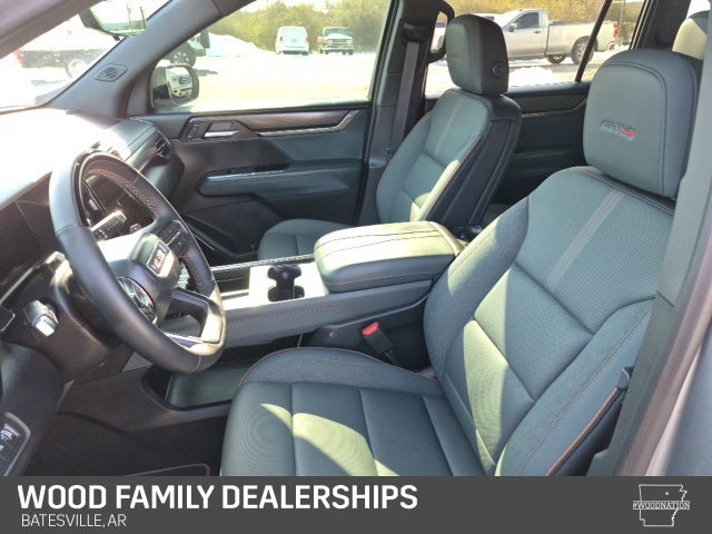 2025 GMC Acadia AWD AT4