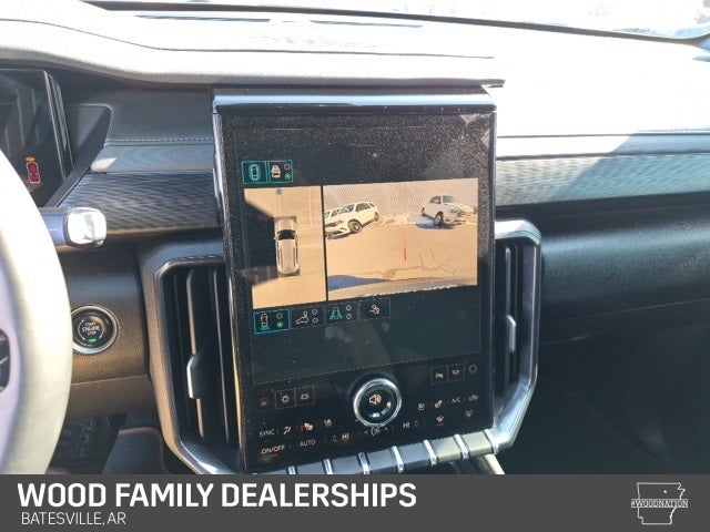 2025 GMC Acadia AWD AT4