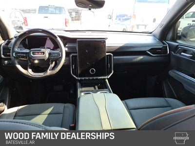 2025 GMC Acadia AWD AT4