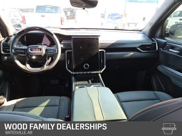 2025 GMC Acadia AWD AT4