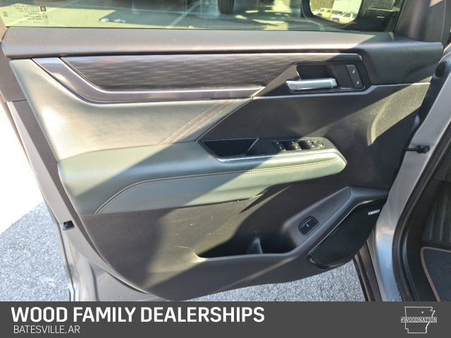 2025 GMC Acadia AWD AT4