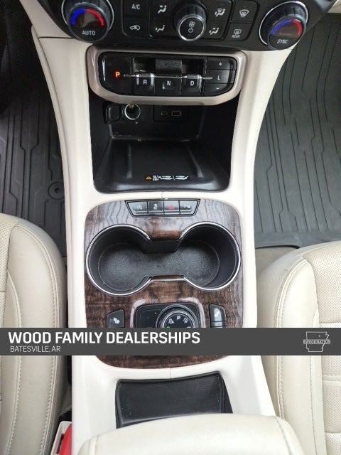 2022 GMC Acadia AWD Denali