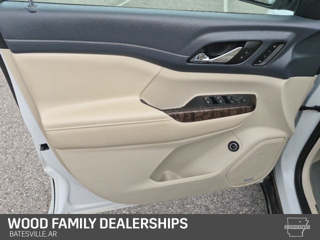 2022 GMC Acadia AWD Denali