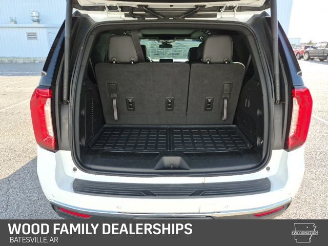 2023 GMC Yukon 4WD SLT