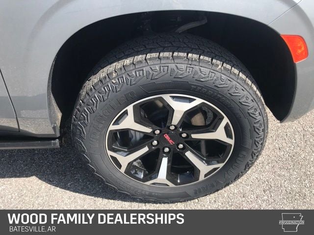 2024 GMC Yukon 4WD AT4