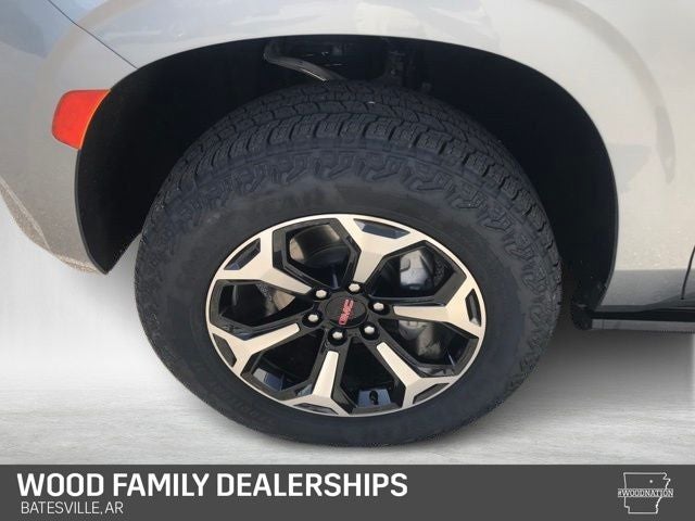 2024 GMC Yukon 4WD AT4