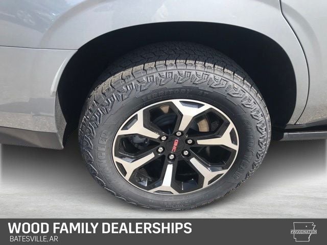 2024 GMC Yukon 4WD AT4