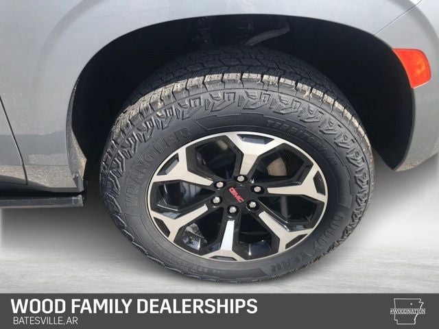 2024 GMC Yukon 4WD AT4