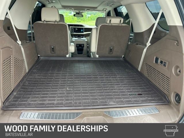 2023 GMC Yukon 4WD Denali