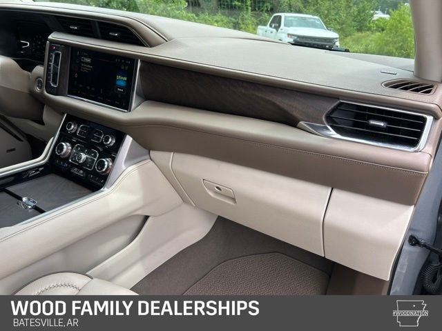 2023 GMC Yukon 4WD Denali