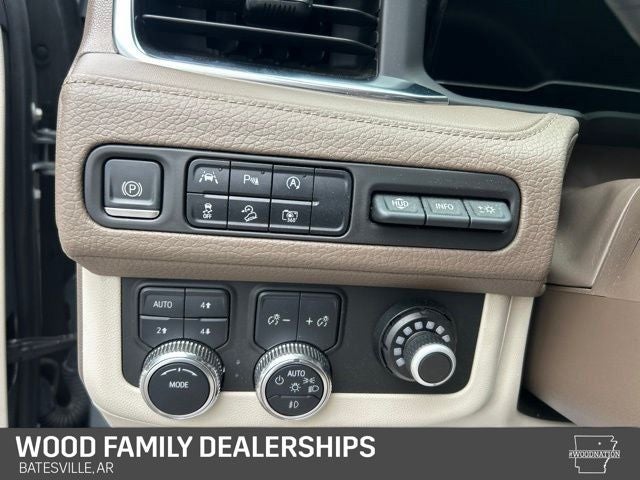 2023 GMC Yukon 4WD Denali