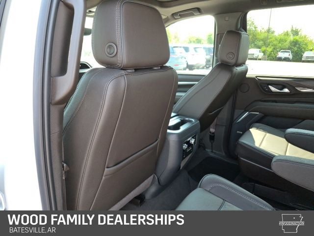 2022 GMC Yukon 4WD Denali