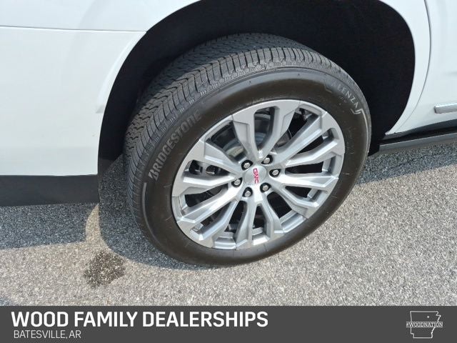 2022 GMC Yukon 4WD Denali