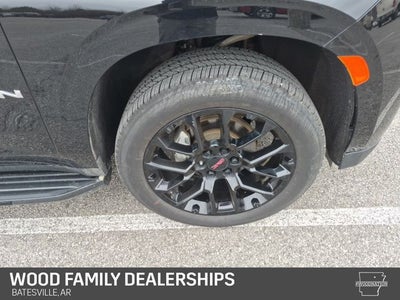 2022 GMC Yukon XL 4WD SLE