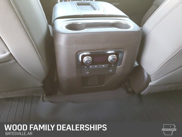 2022 GMC Yukon XL 4WD SLT