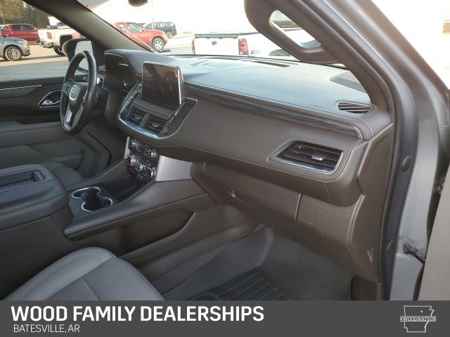 2022 GMC Yukon XL 4WD SLT