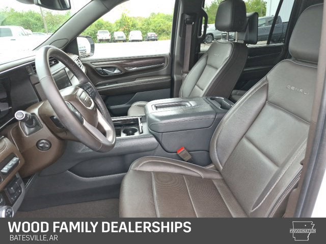2023 GMC Yukon XL 4WD Denali