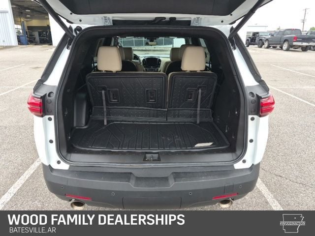 2023 Chevrolet Traverse FWD LT Cloth