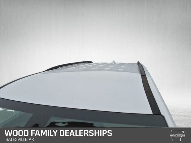 2023 Chevrolet Traverse FWD LT Cloth
